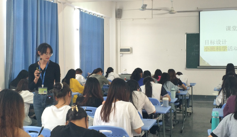 beat365举办2022年秋学期教师听课评课活
